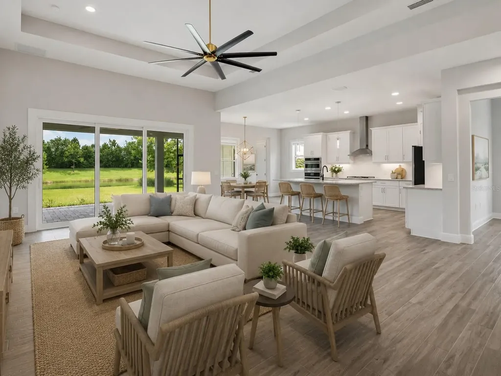 8282 Grande Shores Drive Sarasota FL 34240