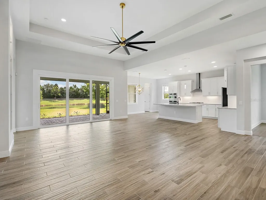 8282 Grande Shores Drive Sarasota FL 34240