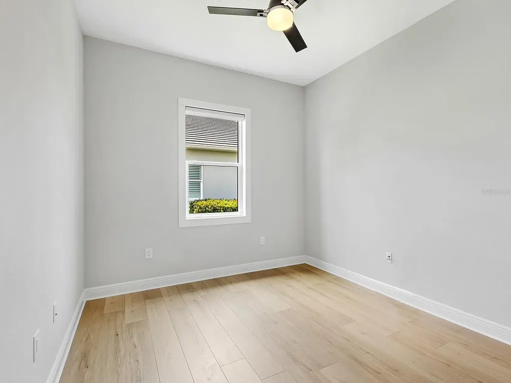 8282 Grande Shores Drive Sarasota FL 34240
