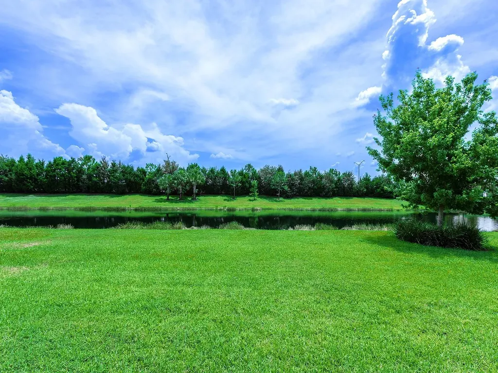 8282 Grande Shores Drive Sarasota FL 34240