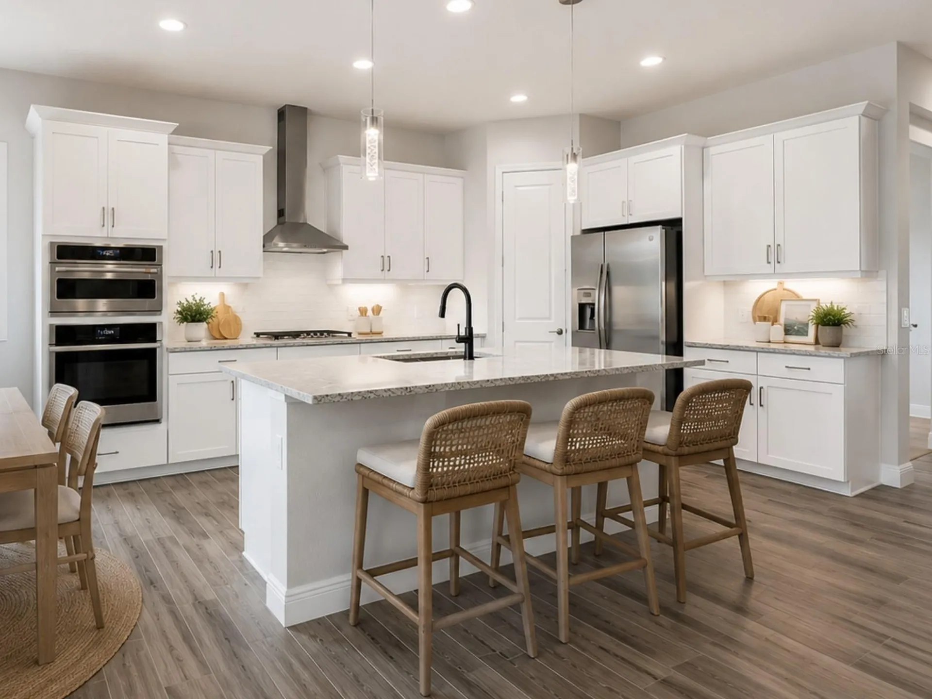 8282 Grande Shores Drive Sarasota FL 34240