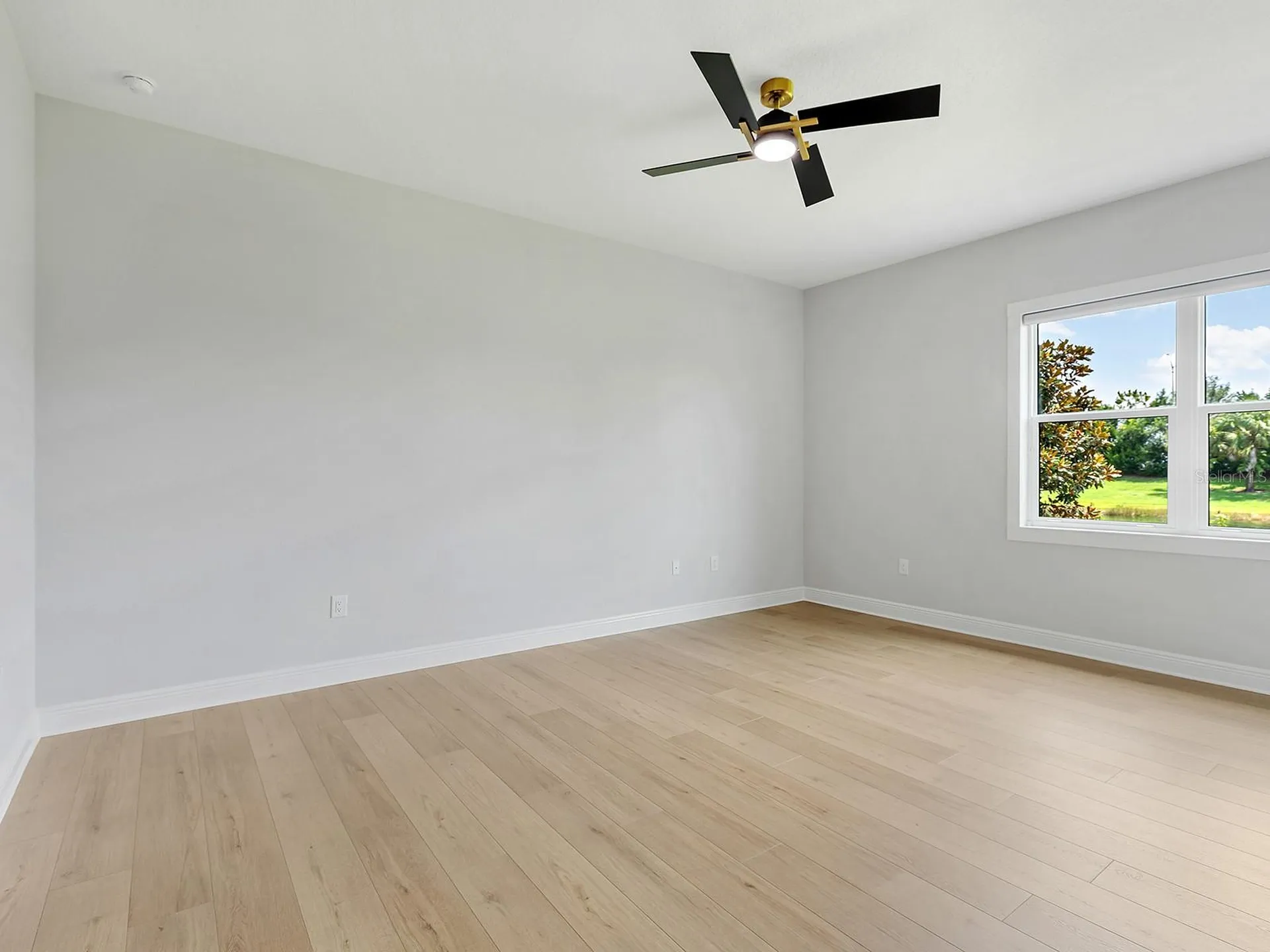 8282 Grande Shores Drive Sarasota FL 34240