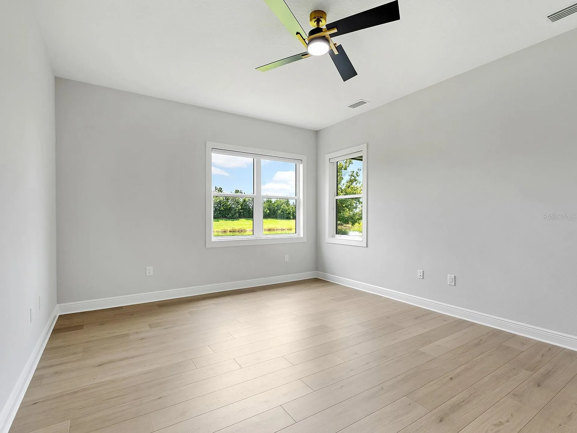 8282 Grande Shores Drive Sarasota FL 34240
