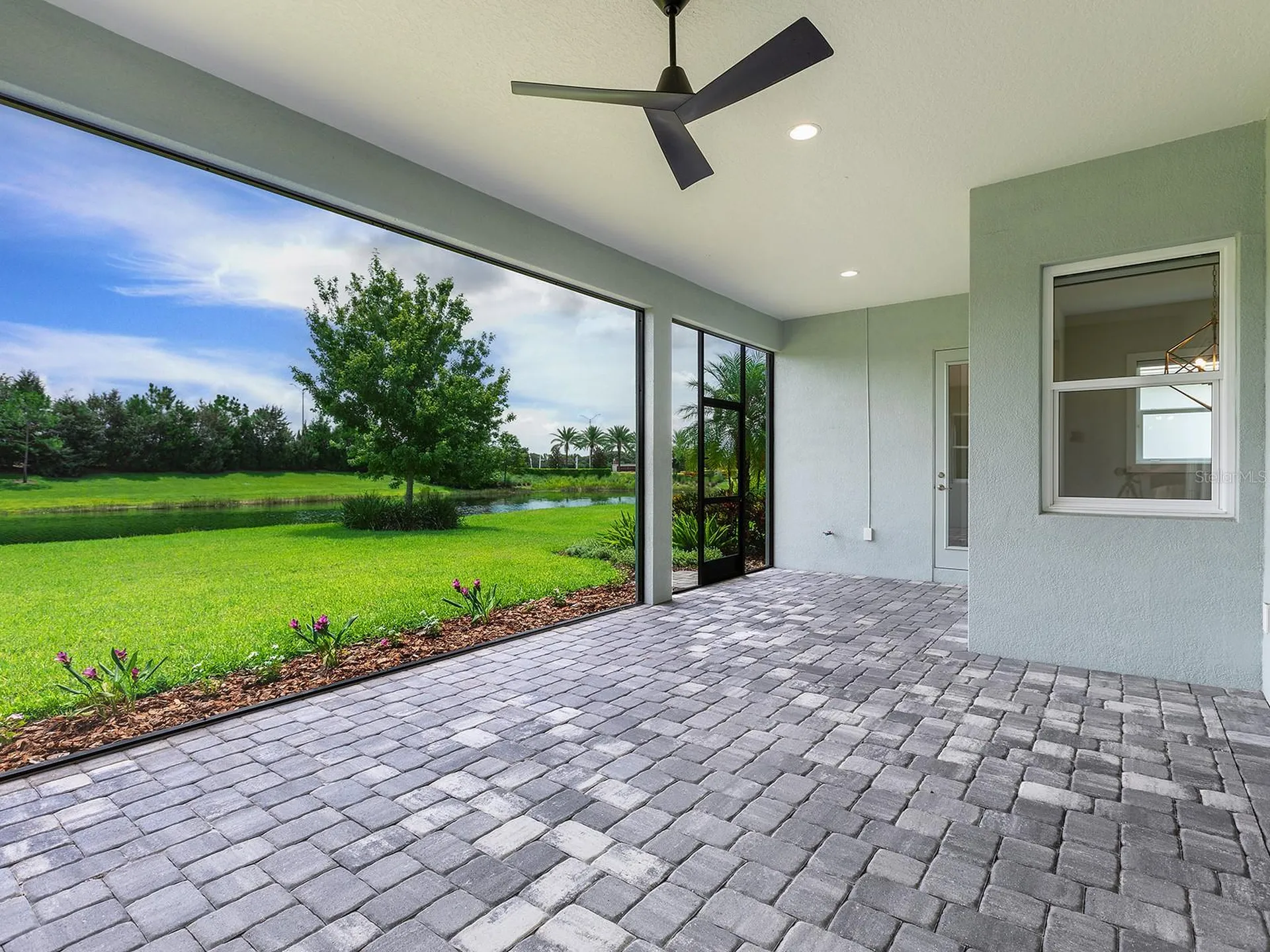 8282 Grande Shores Drive Sarasota FL 34240