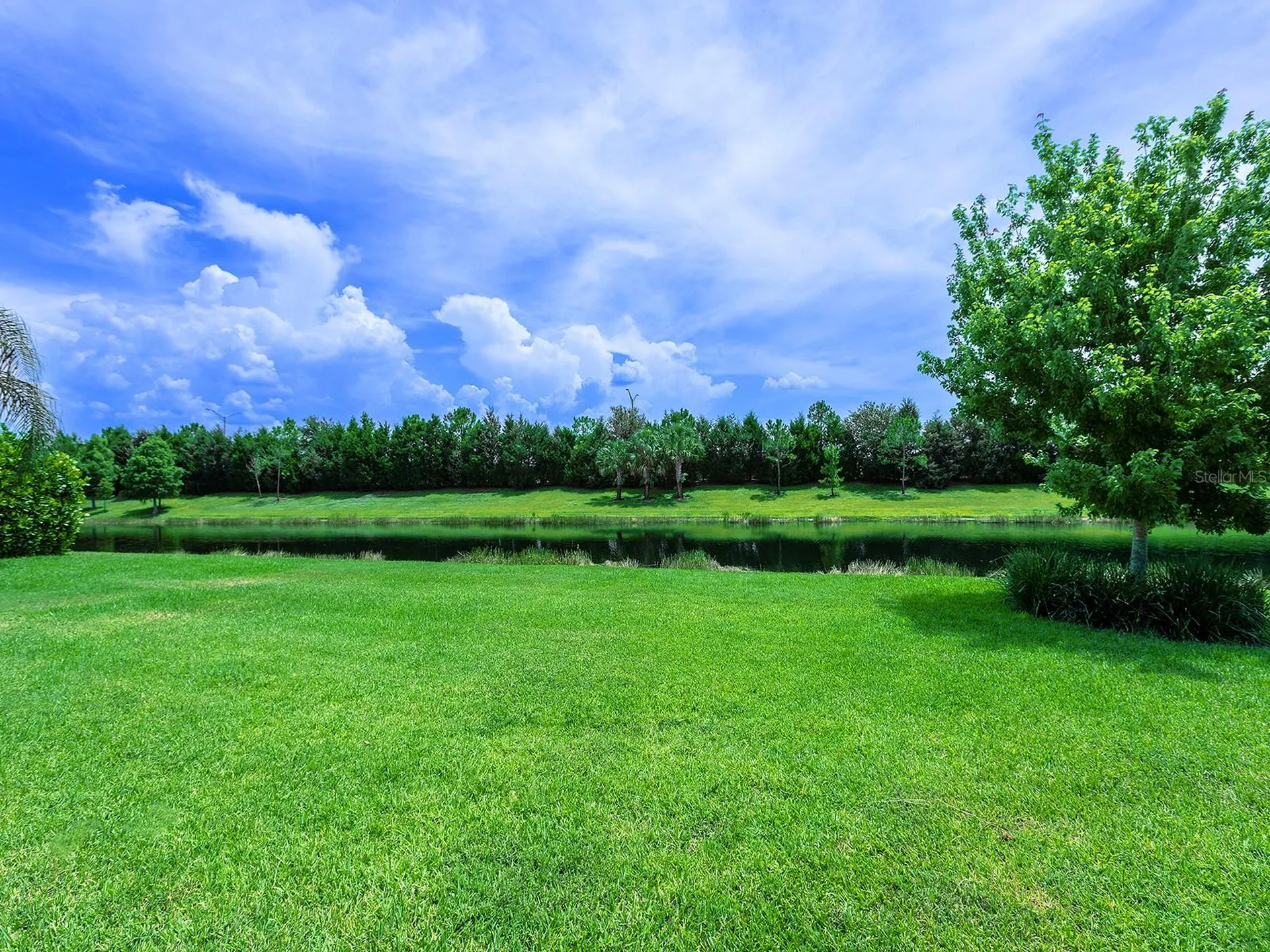 8282 Grande Shores Drive Sarasota FL 34240