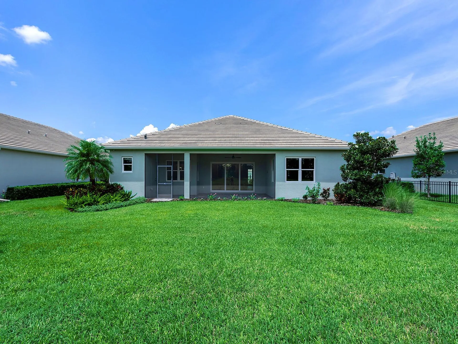 8282 Grande Shores Drive Sarasota FL 34240