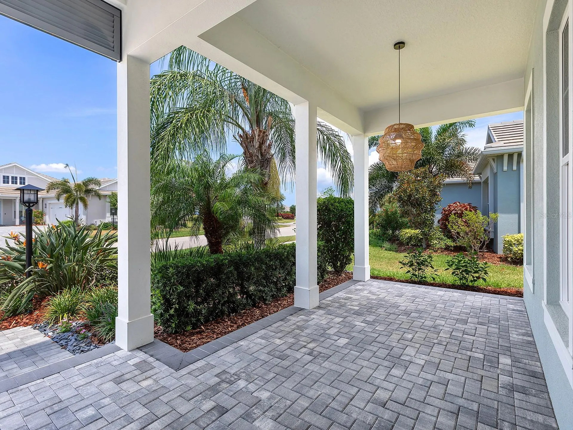 8282 Grande Shores Drive Sarasota FL 34240