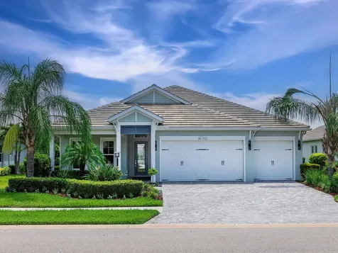 8282 Grande Shores Drive Sarasota FL 34240