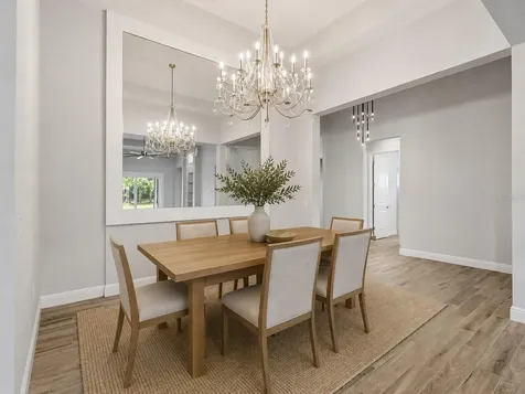 8282 Grande Shores Drive Sarasota FL 34240