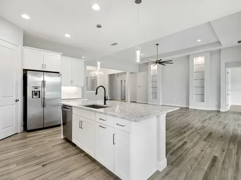 8282 Grande Shores Drive Sarasota FL 34240