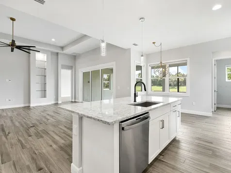 8282 Grande Shores Drive Sarasota FL 34240