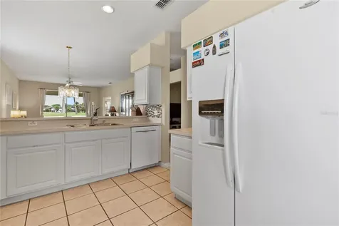 104 Club Villas Lane Kissimmee FL 34744