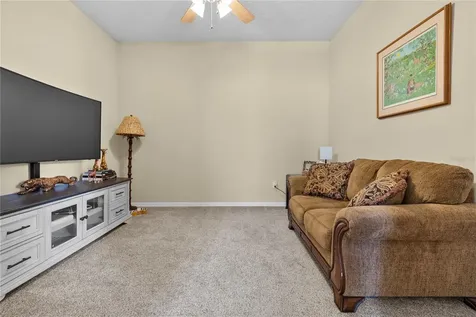 104 Club Villas Lane Kissimmee FL 34744