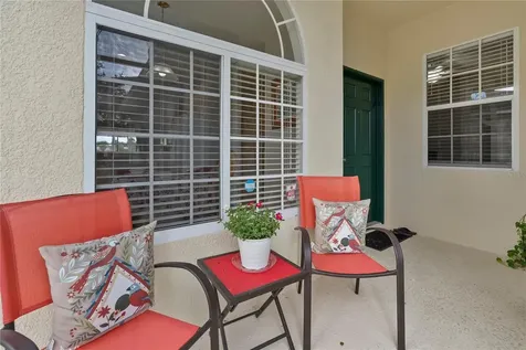104 Club Villas Lane Kissimmee FL 34744