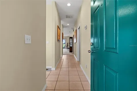 104 Club Villas Lane Kissimmee FL 34744