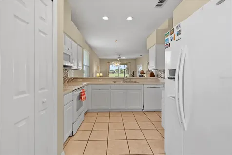 104 Club Villas Lane Kissimmee FL 34744