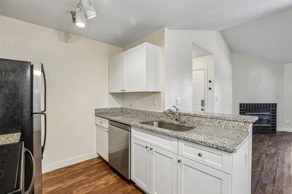 10263 Gandy Boulevard N St Petersburg FL 33702