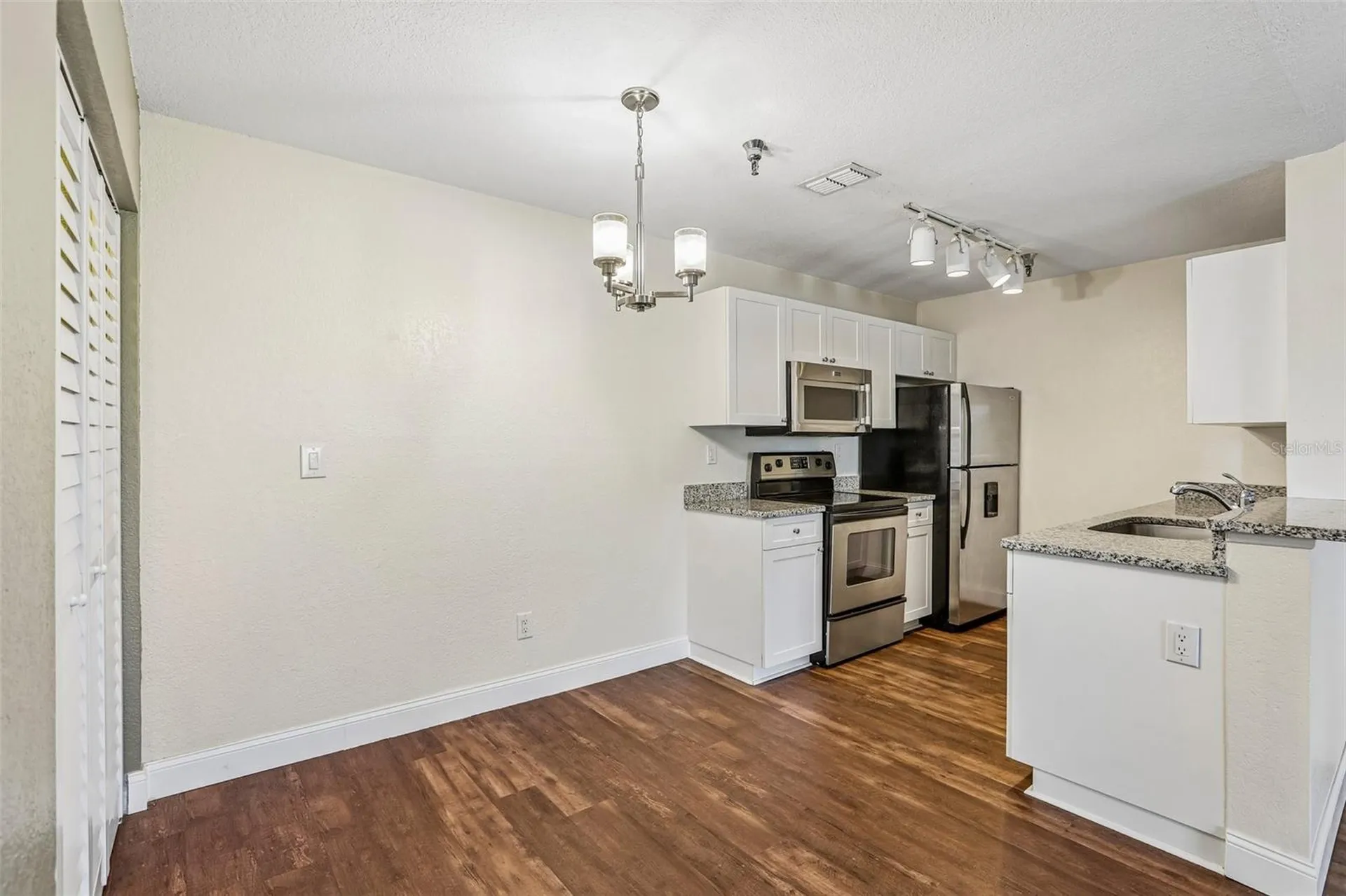 10263 Gandy Boulevard N St Petersburg FL 33702