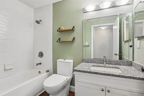 10263 Gandy Boulevard N St Petersburg FL 33702