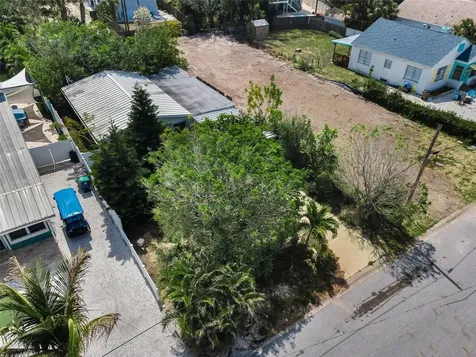 1213 Bay Palm Boulevard Indian Rocks Beach FL 33785