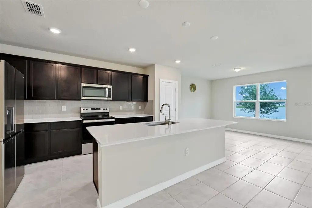 5322 Royal Point Avenue Kissimmee FL 34746