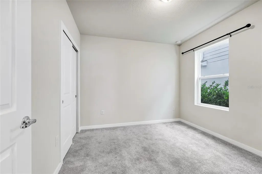 5322 Royal Point Avenue Kissimmee FL 34746