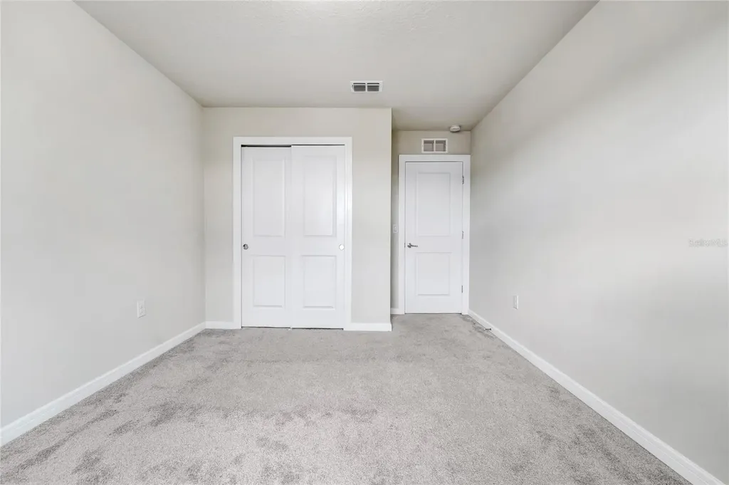 5322 Royal Point Avenue Kissimmee FL 34746