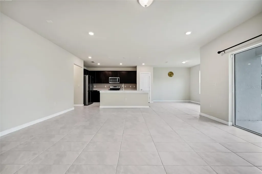 5322 Royal Point Avenue Kissimmee FL 34746