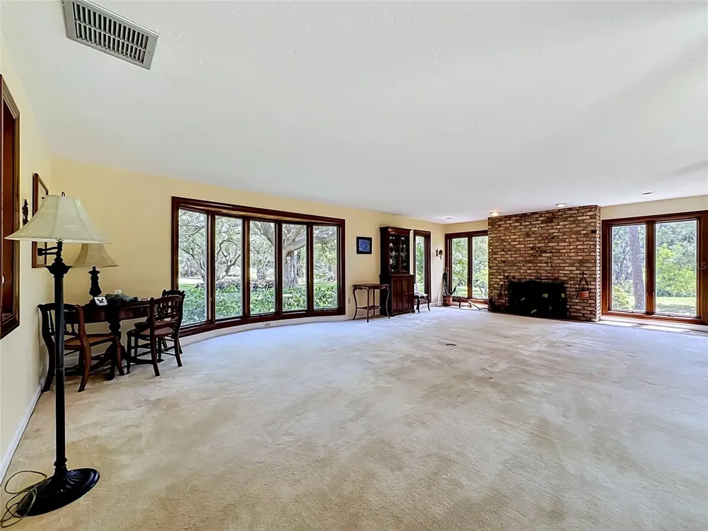 8005 17th Avenue W Bradenton FL 34209