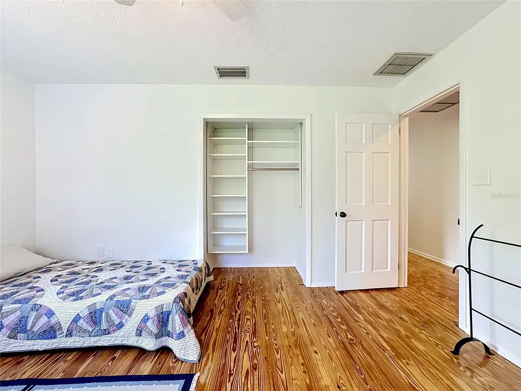 8005 17th Avenue W Bradenton FL 34209