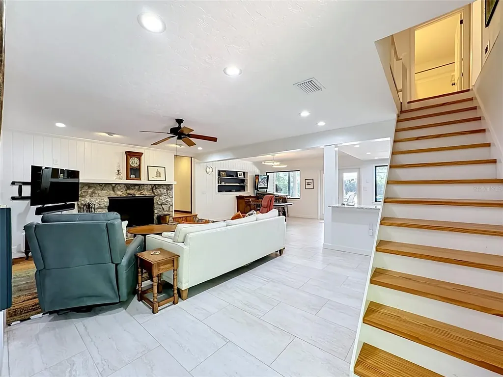8005 17th Avenue W Bradenton FL 34209