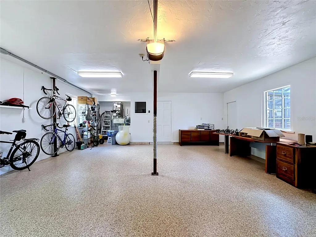 8005 17th Avenue W Bradenton FL 34209
