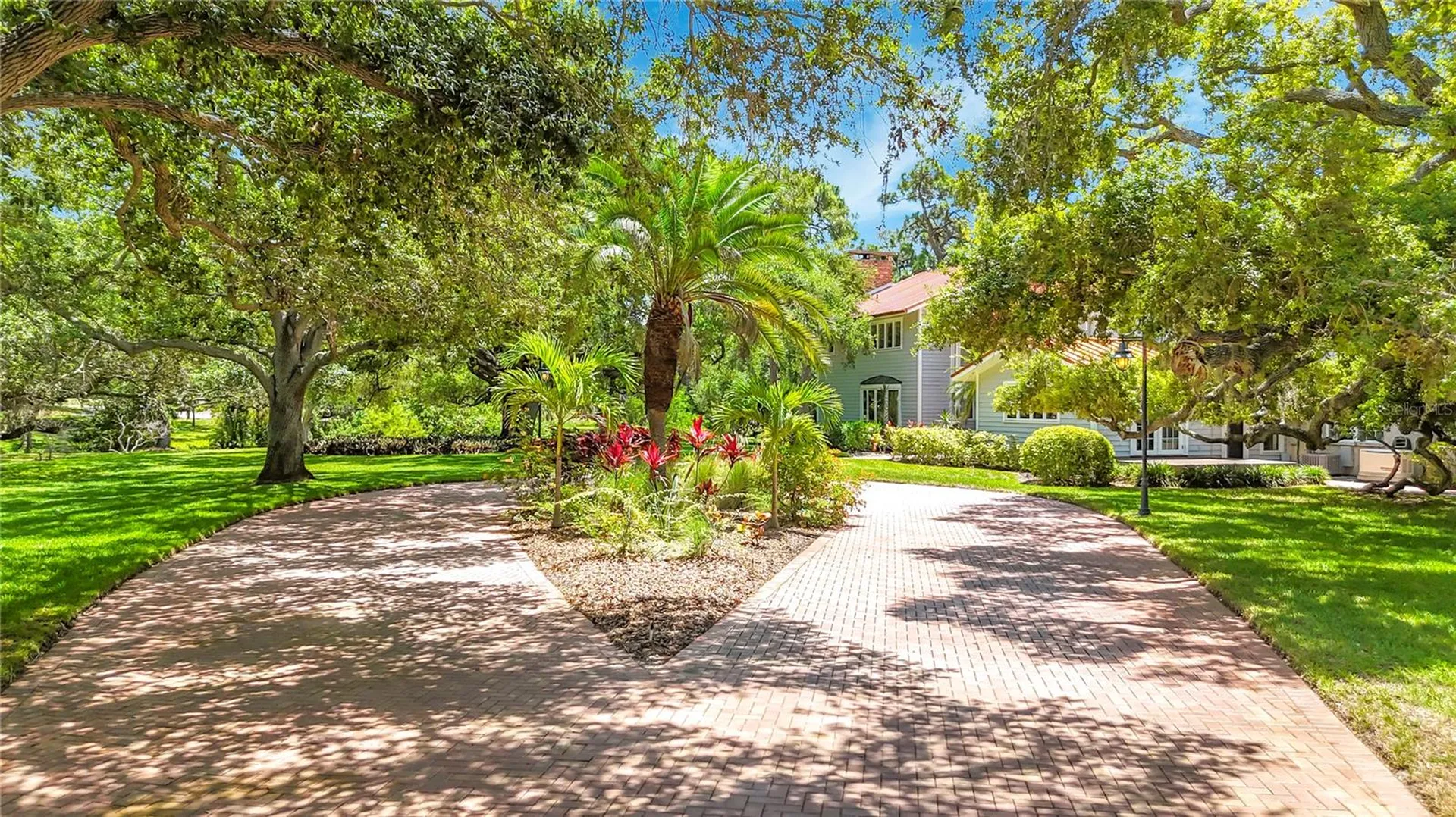 8005 17th Avenue W Bradenton FL 34209