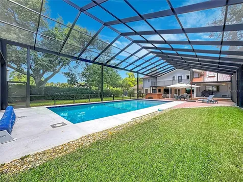 8005 17th Avenue W Bradenton FL 34209