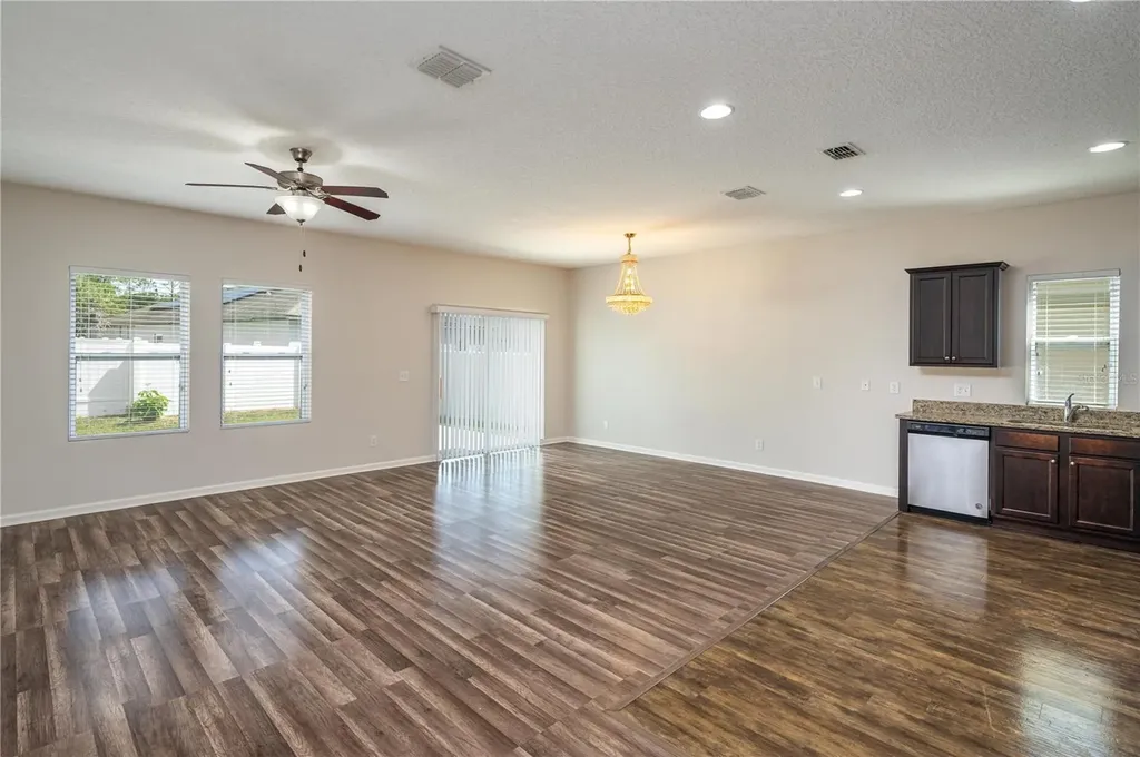 1056 Naes Lane Lake Wales FL 33853