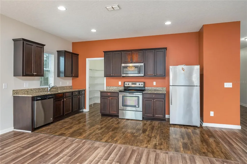 1056 Naes Lane Lake Wales FL 33853
