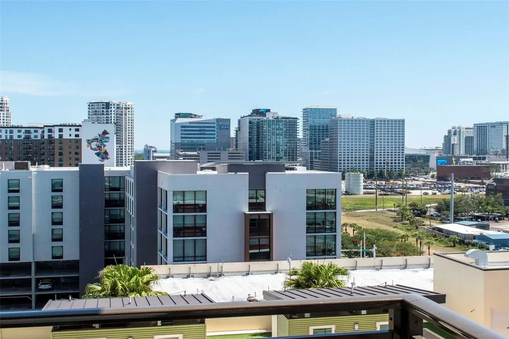 1120 E Kennedy Boulevard Tampa FL 33602