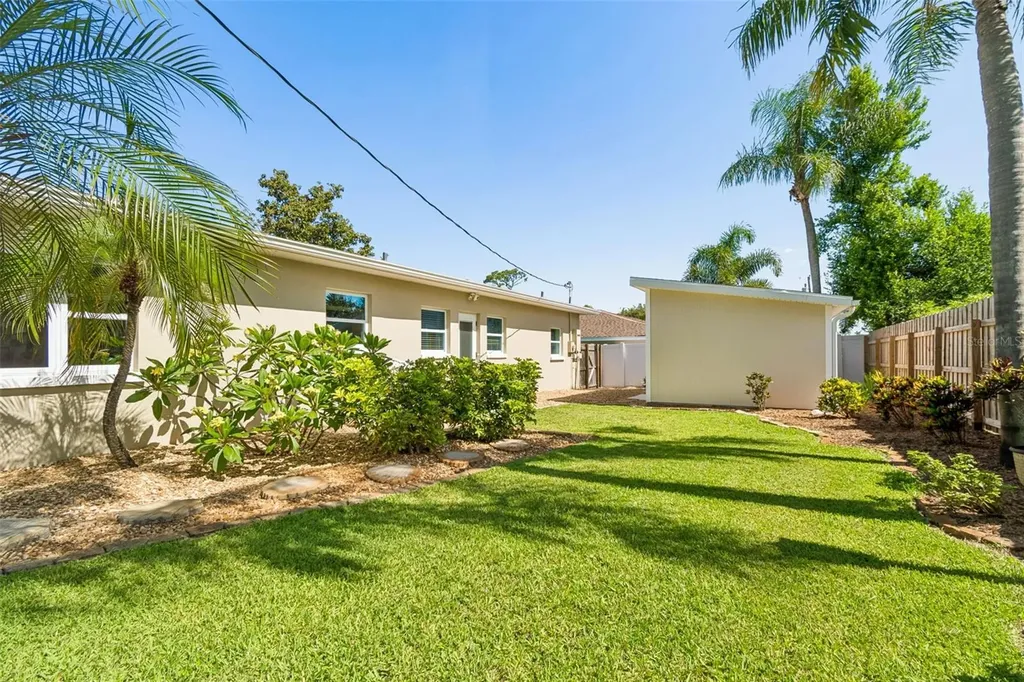 1743 Eagles Nest Drive Belleair FL 33756