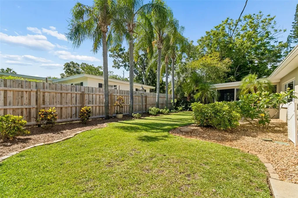 1743 Eagles Nest Drive Belleair FL 33756