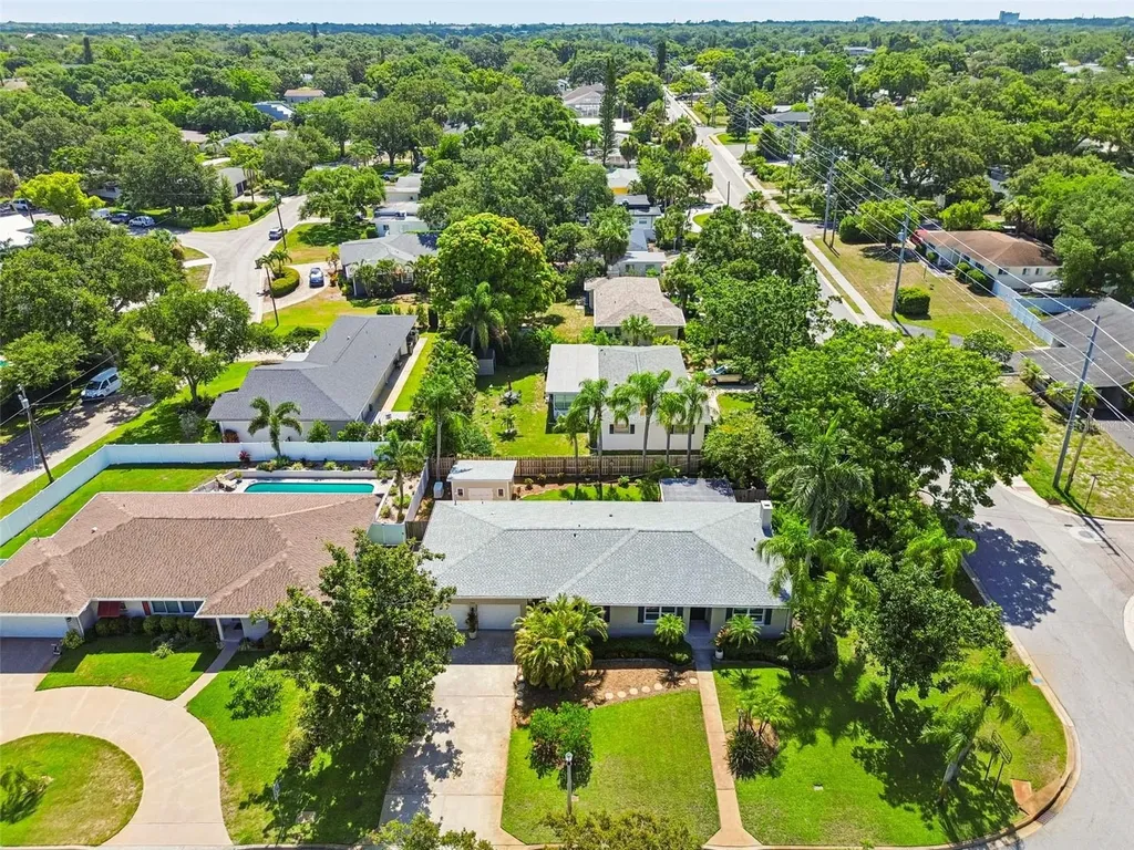 1743 Eagles Nest Drive Belleair FL 33756