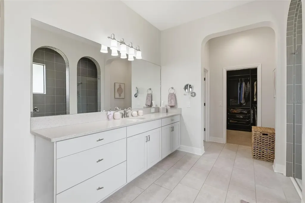 17909 Howsmoor Place Lutz FL 33559