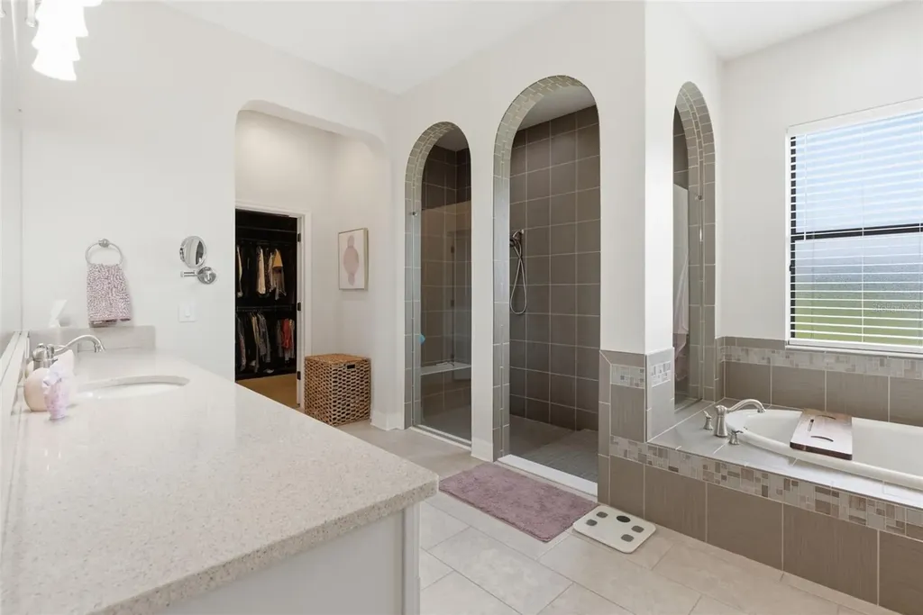 17909 Howsmoor Place Lutz FL 33559