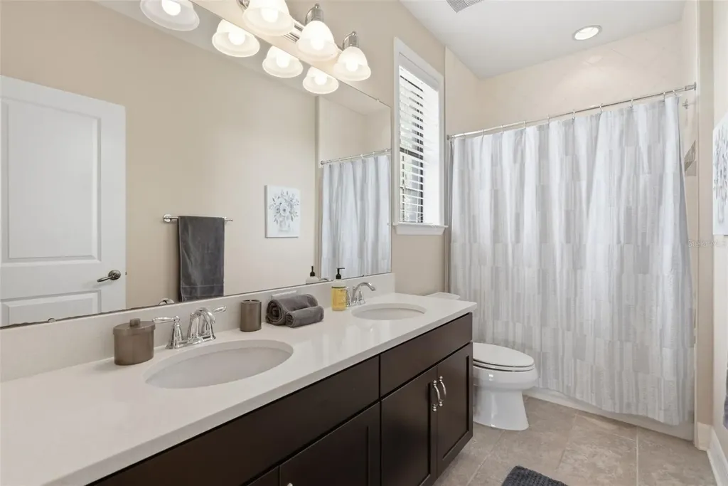 17909 Howsmoor Place Lutz FL 33559