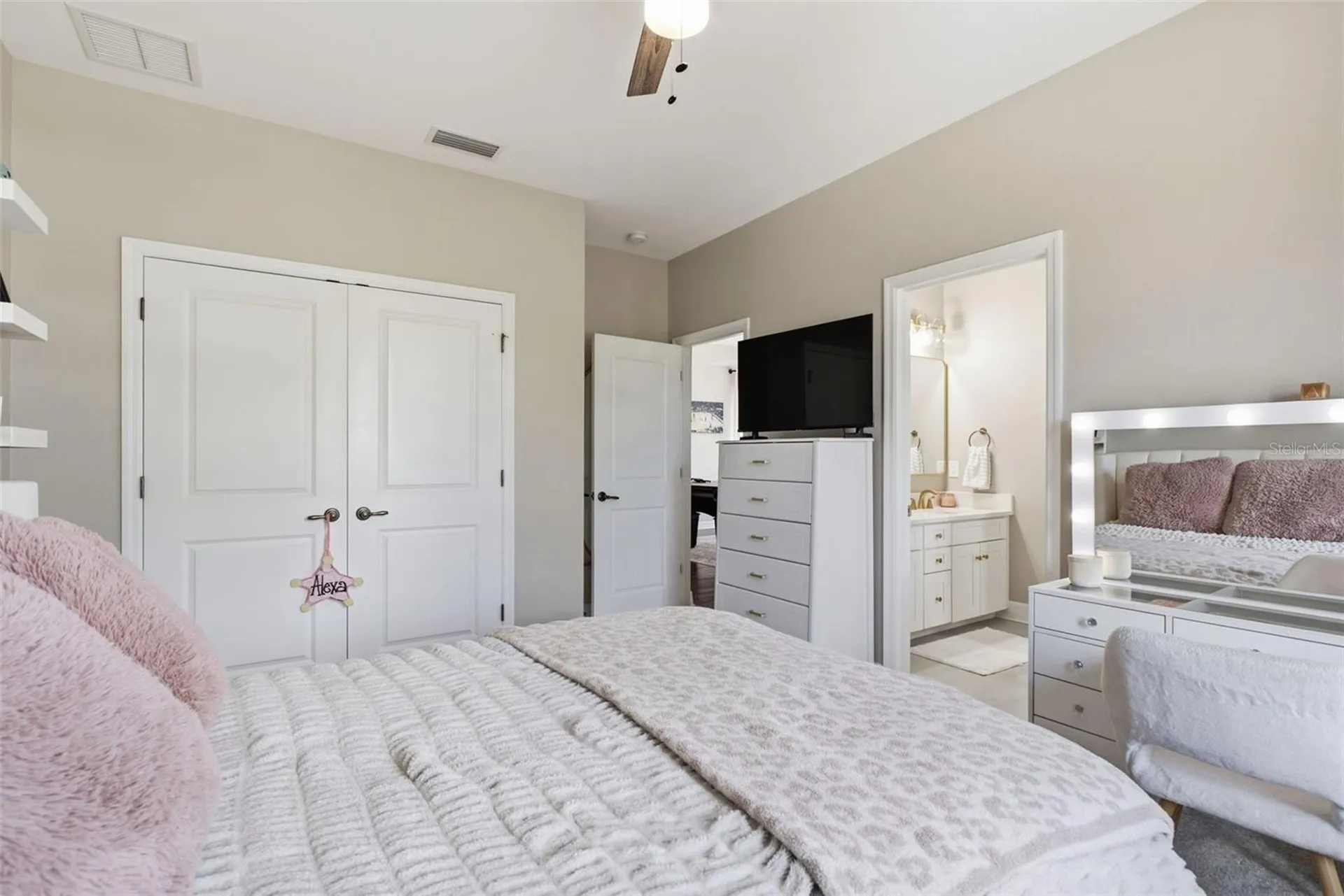 17909 Howsmoor Place Lutz FL 33559