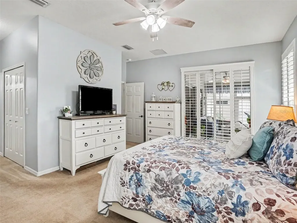 5366 Indian Ocean Loop Tavares FL 32778