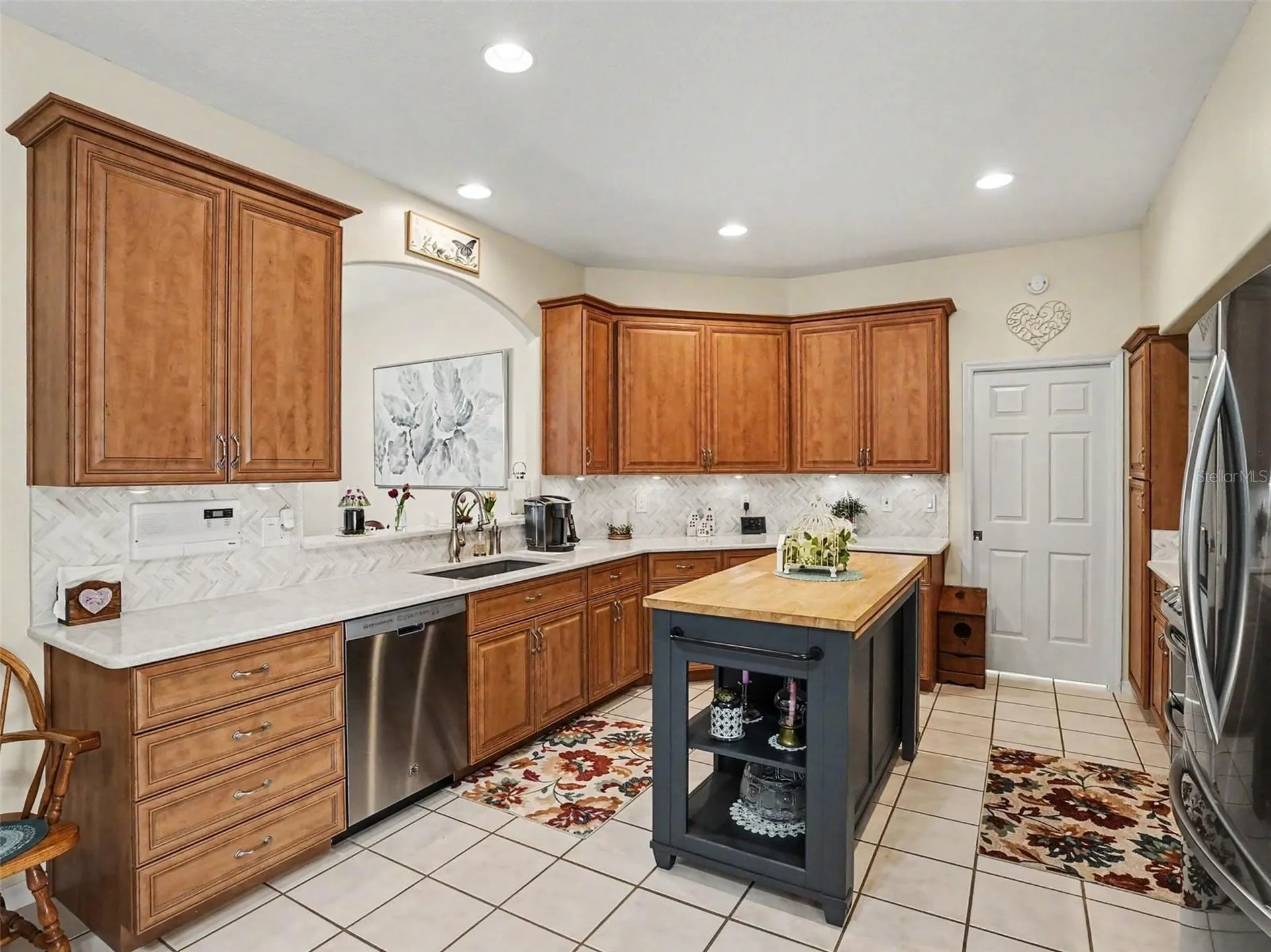 5366 Indian Ocean Loop Tavares FL 32778