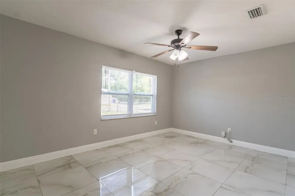 8115 N Semmes Street Tampa FL 33604