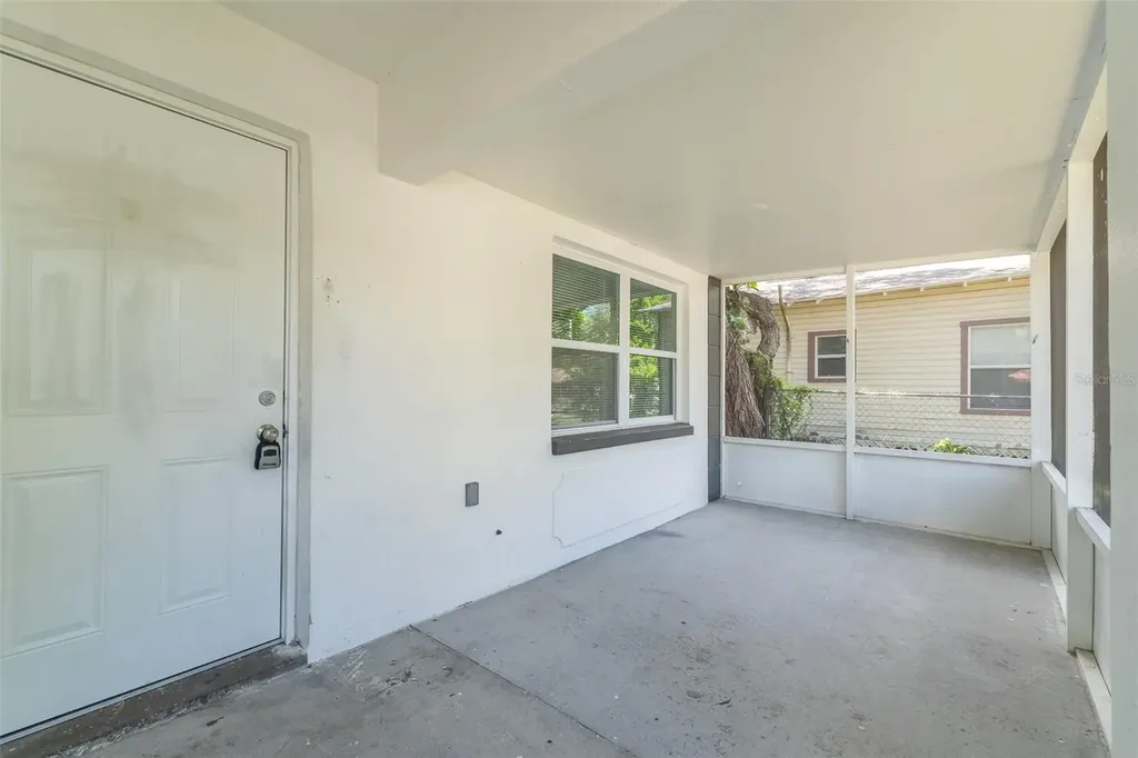 8115 N Semmes Street Tampa FL 33604