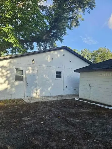 8115 N Semmes Street Tampa FL 33604