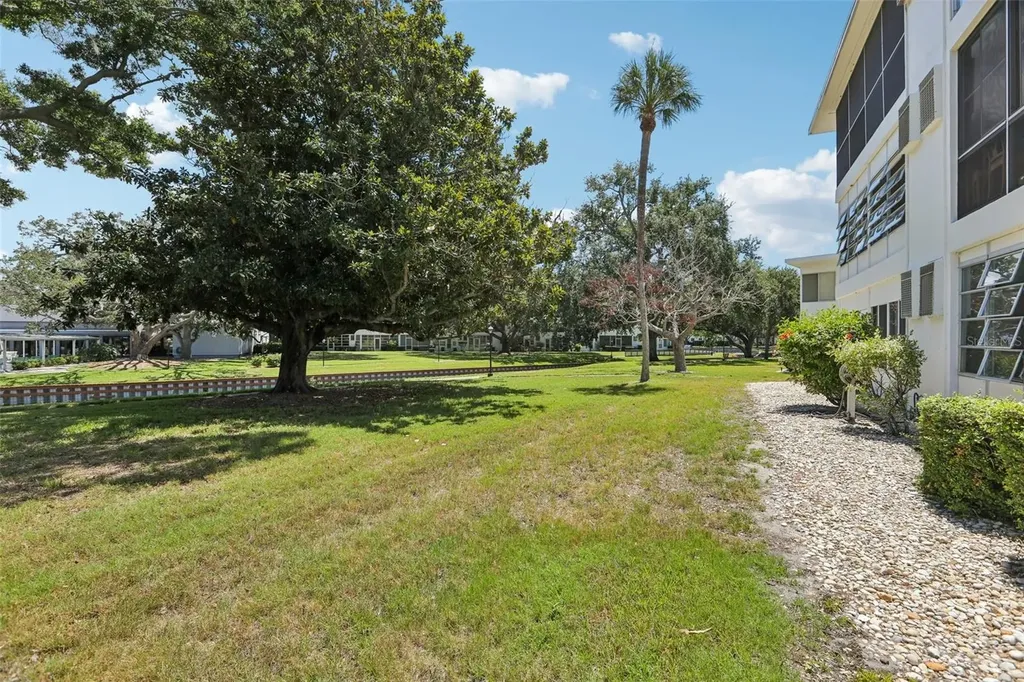 11225 82nd Avenue Seminole FL 33772